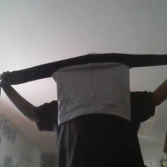 im selling a gray, white and blue  jacket - Picture 2 of 2